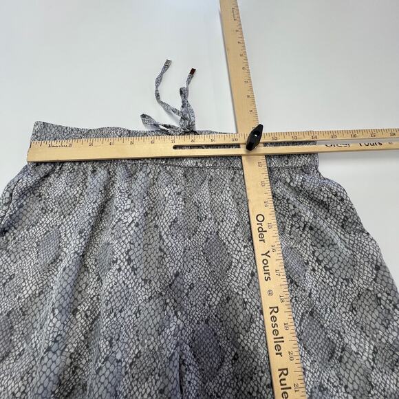 J McLaughlin Pants Womens Small Snakeskin Print Drawstring Lightweight Lounge - Picture 6 of 8